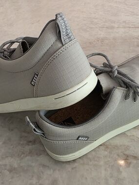 Reef Men's Low-Top Sneakers in Light Gray